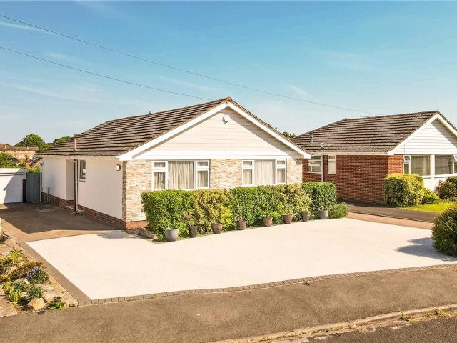 2 bedroom bungalow for sale