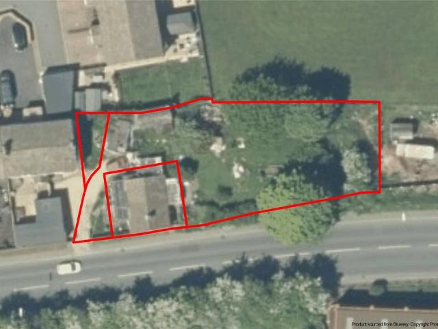 2 bedroom bungalow for sale