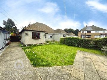 2 bedroom bungalow for sale