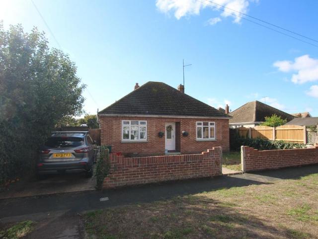 2 bedroom bungalow for sale