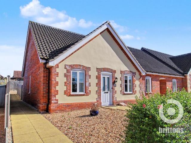2 bedroom bungalow for sale