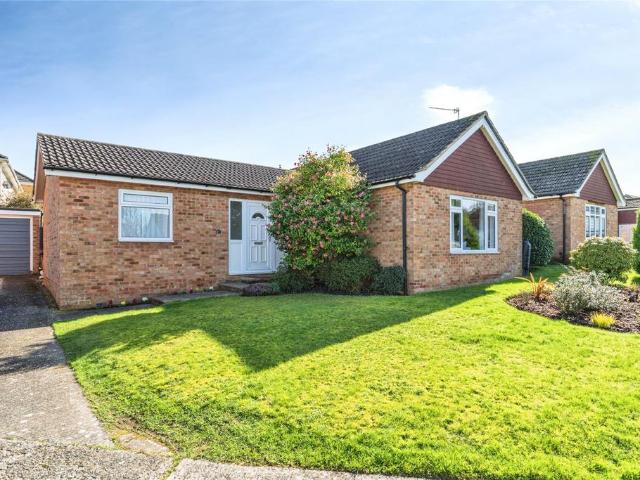 2 bedroom bungalow for sale