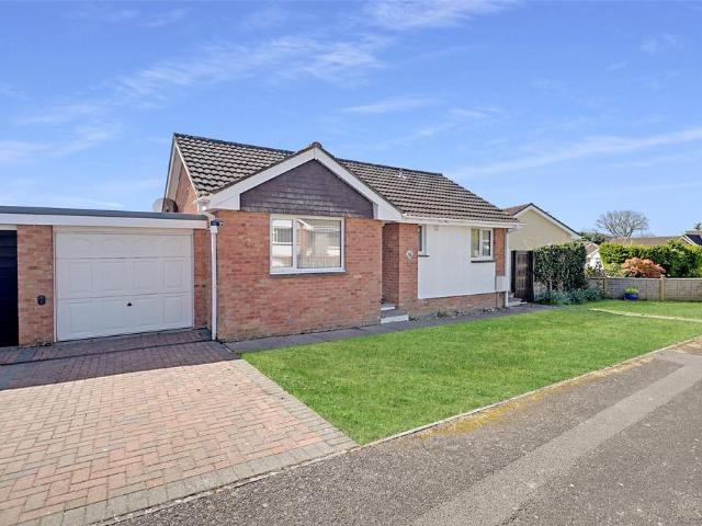 2 bedroom bungalow for sale