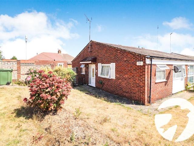 2 bedroom bungalow for sale