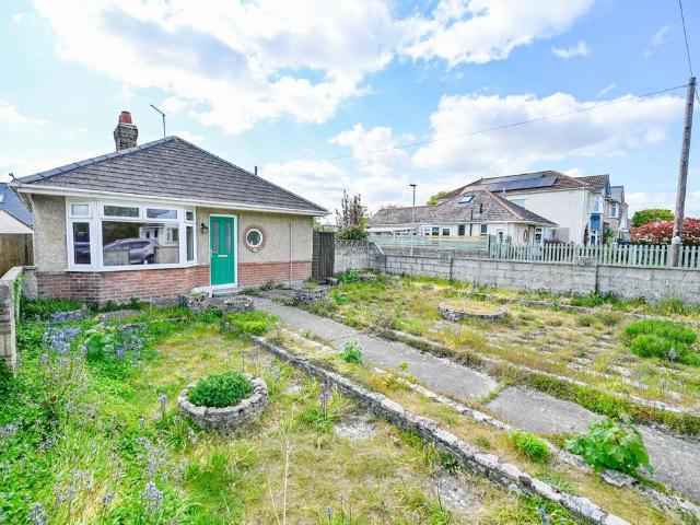 2 bedroom bungalow for sale