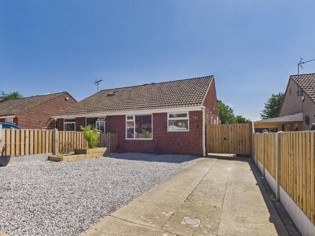 2 bedroom bungalow for sale