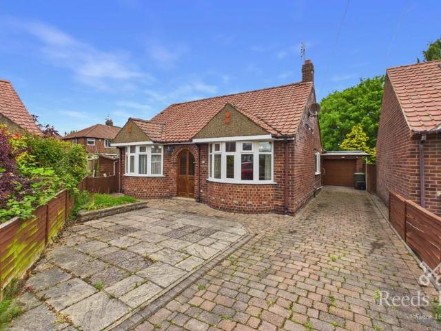 2 bedroom bungalow for sale
