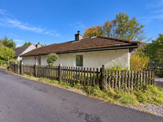 2 bedroom bungalow for sale