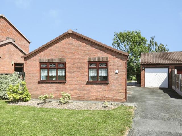 2 bedroom bungalow for sale