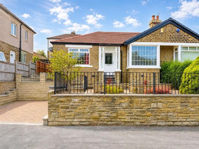 2 bedroom bungalow for sale