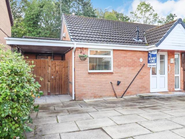 2 bedroom bungalow for sale