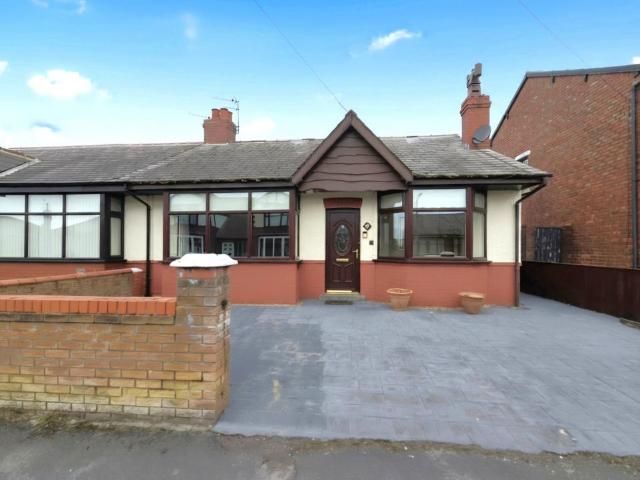 2 bedroom bungalow for sale