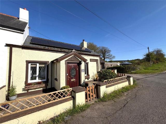 2 bedroom bungalow for sale
