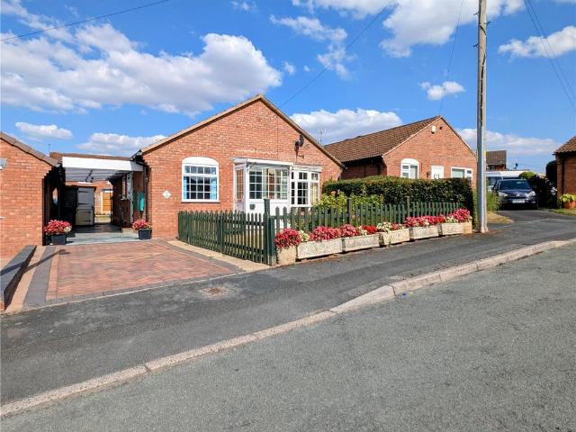 2 bedroom bungalow for sale