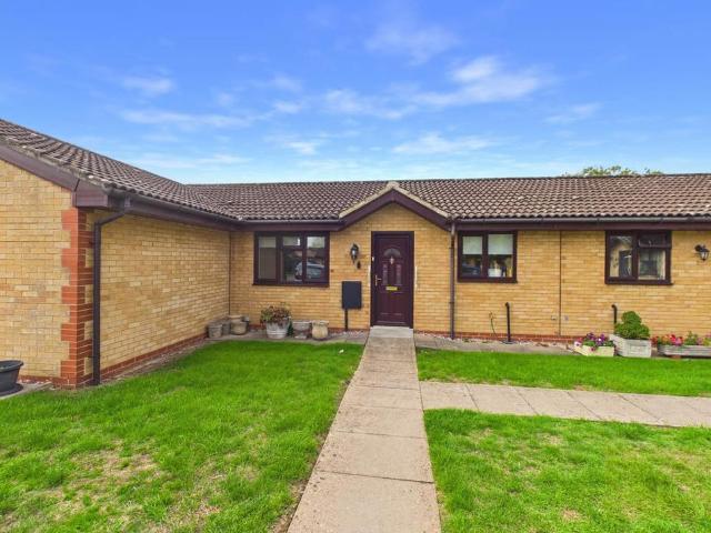 2 bedroom bungalow for sale