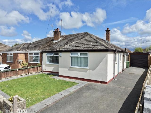 2 bedroom bungalow for sale