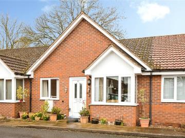 Oswestry, Wales - Garden, Parking