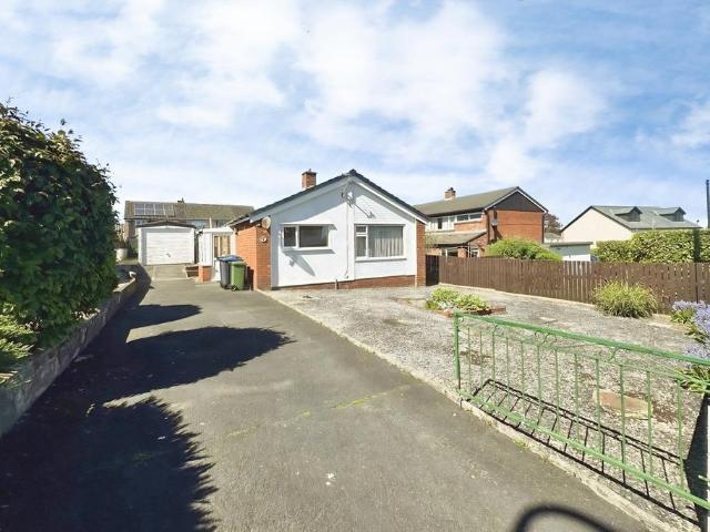 2 bedroom bungalow for sale