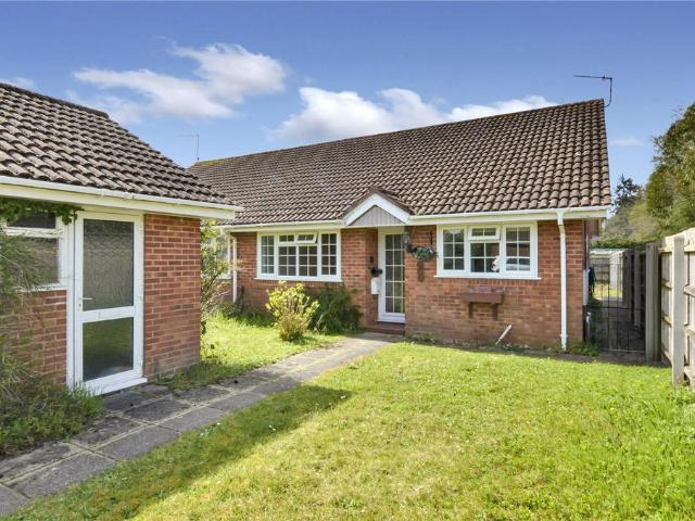 2 bedroom bungalow for sale