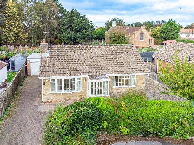 2 bedroom bungalow for sale