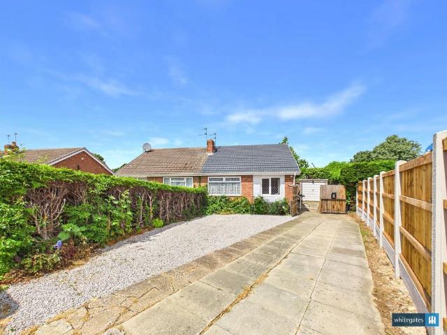 2 bedroom bungalow for sale