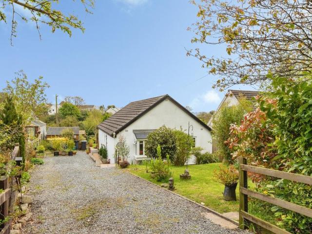 2 bedroom bungalow for sale