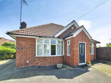 2 bedroom bungalow for sale