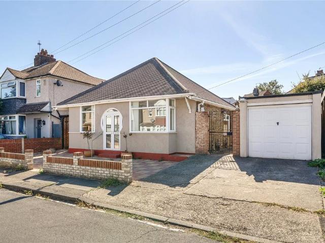 2 bedroom bungalow for sale