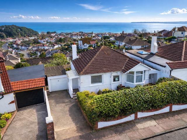 2 bedroom bungalow for sale