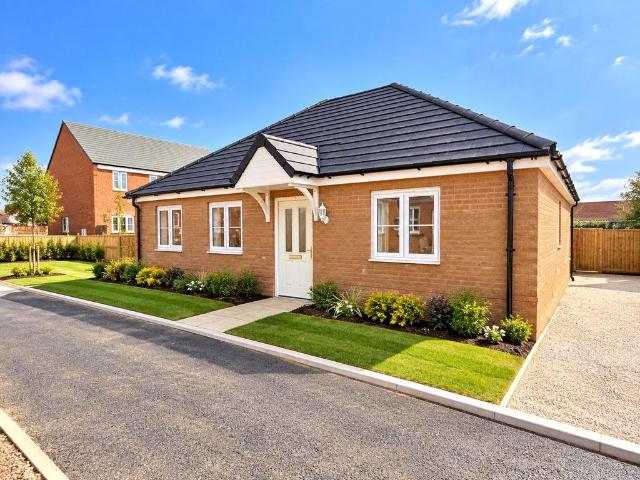 2 bedroom bungalow for sale