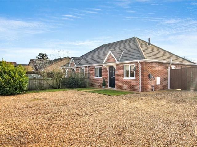 2 bedroom bungalow for sale