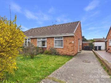 2 bedroom bungalow for sale