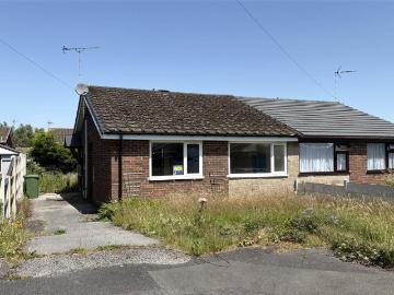 2 bedroom bungalow for sale