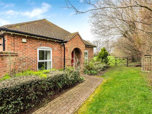2 bedroom bungalow for sale