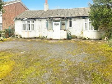 2 bedroom bungalow for sale