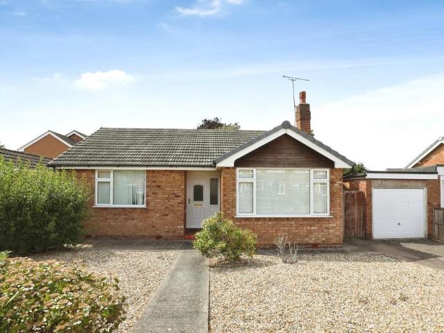 2 bedroom bungalow for sale