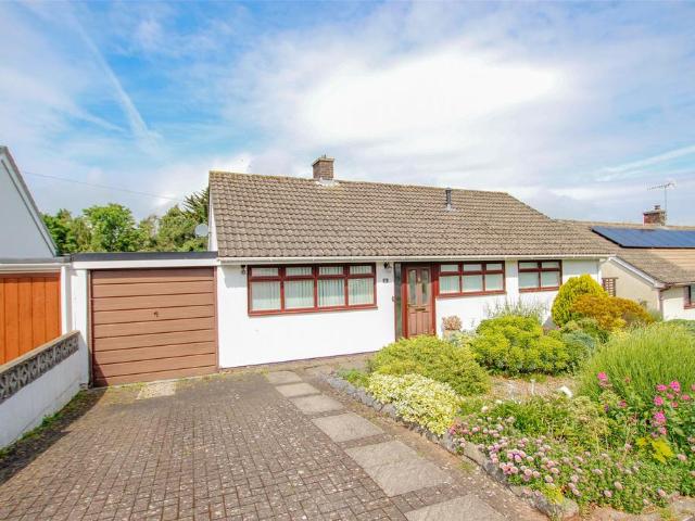 2 bedroom bungalow for sale