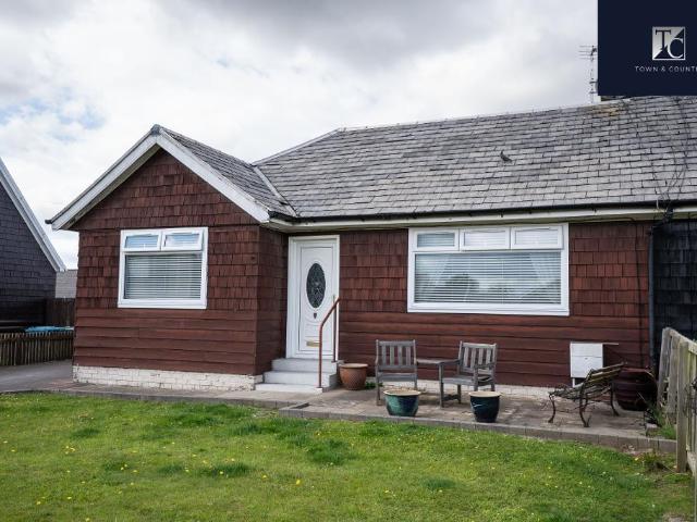 2 bedroom bungalow for sale