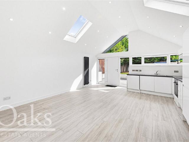 2 bedroom bungalow for sale