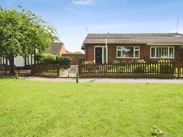 2 bedroom bungalow for sale