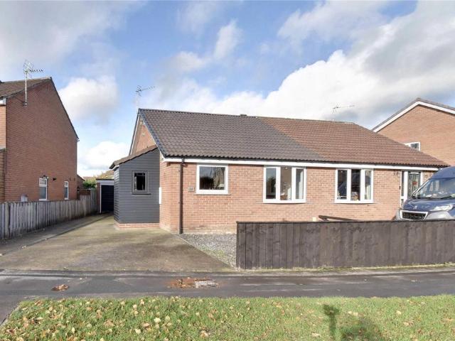 2 bedroom bungalow for sale