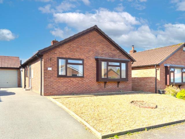 2 bedroom bungalow for sale