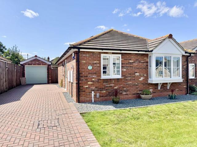 2 bedroom bungalow for sale
