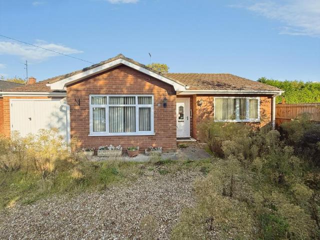 2 bedroom bungalow for sale