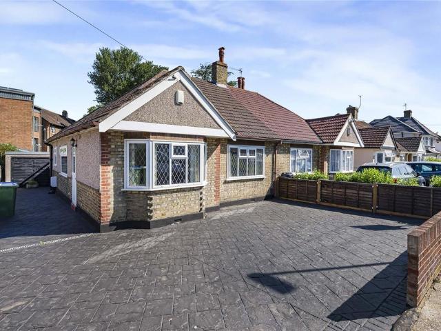 2 bedroom bungalow for sale
