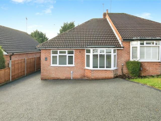 2 bedroom bungalow for sale