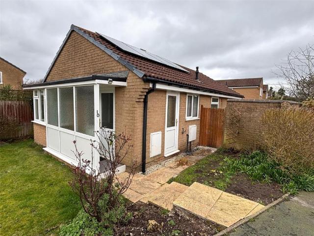 2 bedroom bungalow for sale