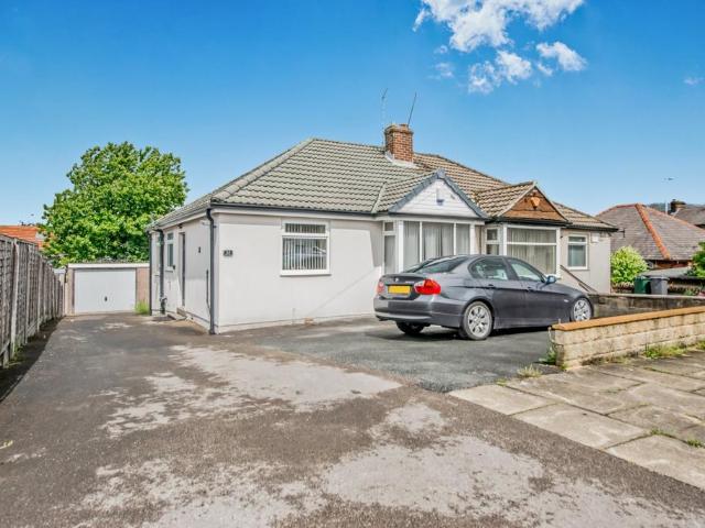 2 bedroom bungalow for sale