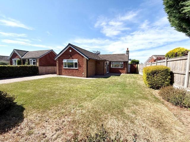 2 bedroom bungalow for sale