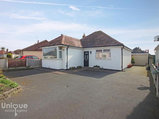 2 bedroom bungalow for sale